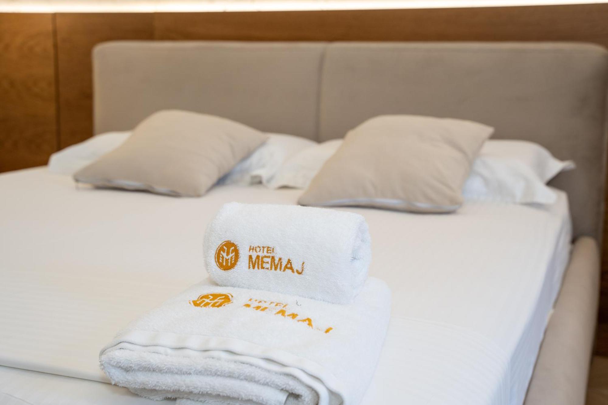 Hotel Memaj Ksamil Eksteriør billede